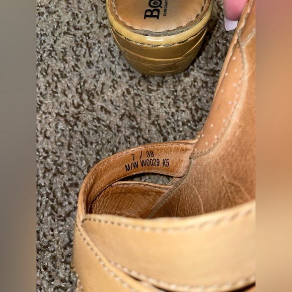 BORN Womens Beige Slip On Wedge Heel Sandals - Picture 7 of 11